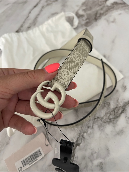 Gucci Beige GG Logo Leather Belt with Silver Double G Buckle main image 5